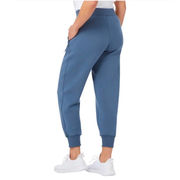 Kirkland Signature Ladies’ Active Blue Jogger Pants X-Large - Picture 6 of 9